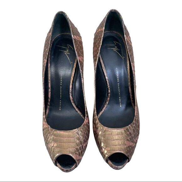Giuseppe Zanotti Leather Snakeskin Pattern Pump - Picture 3 of 10